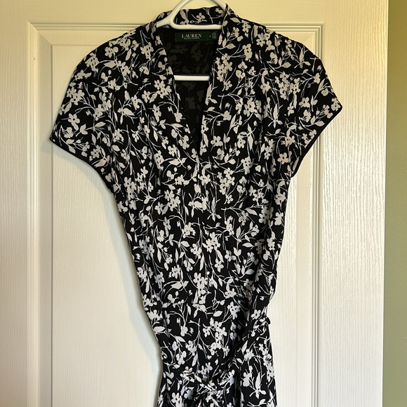Lauren floral dress - Picture 2 of 4